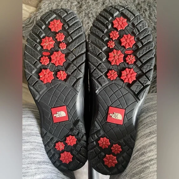 The North Face Black Winter Boots - Picture 5 of 6